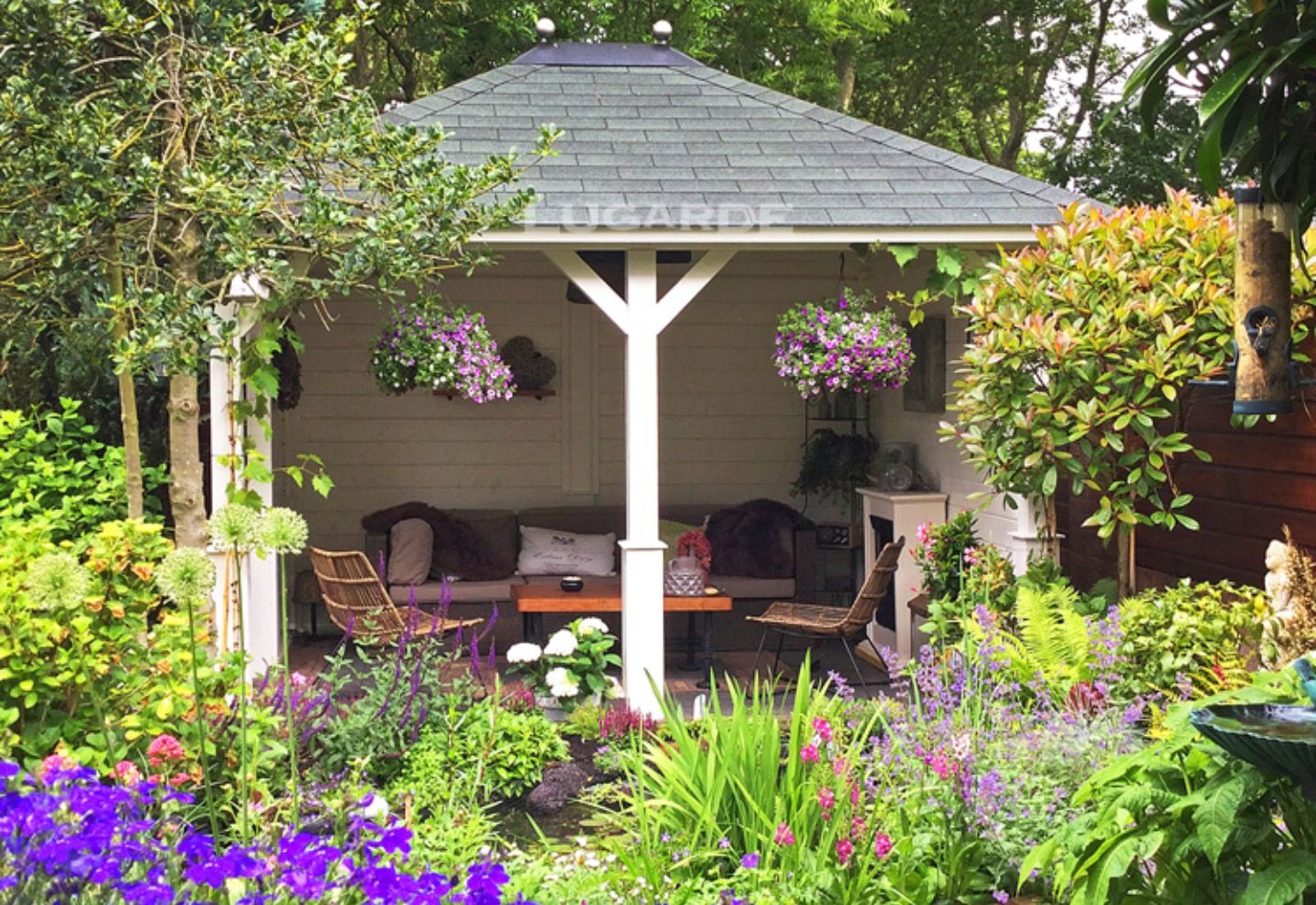 Lugarde Overkapping VV4