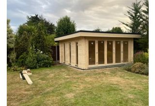 De Hoeve tuinhuis Met Vouwdeuren Sassenheim 44 | 4,9 x 4,9 m 44 mm